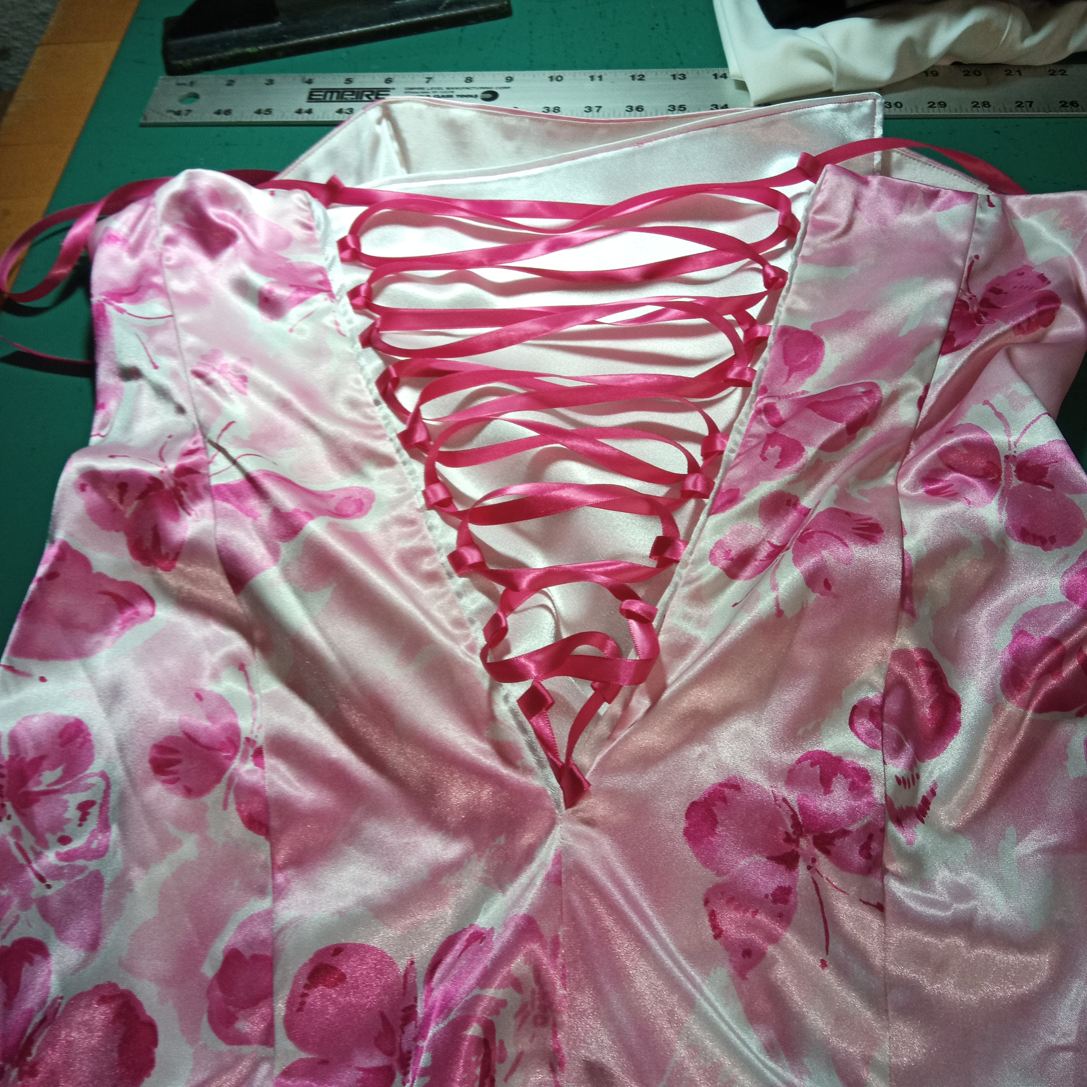 HHDPinkcorsetback